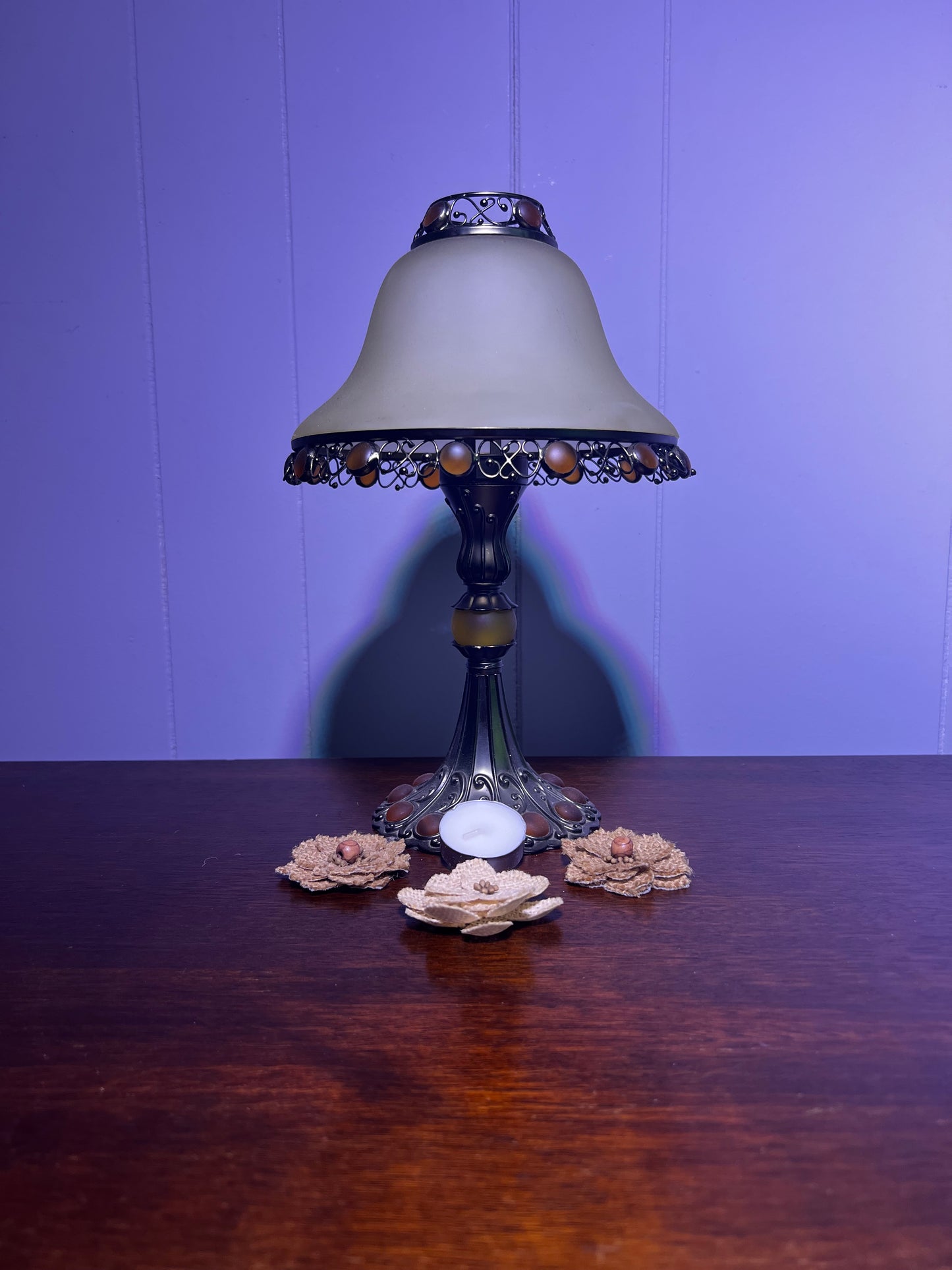 Amber Accents Tealight Lamp